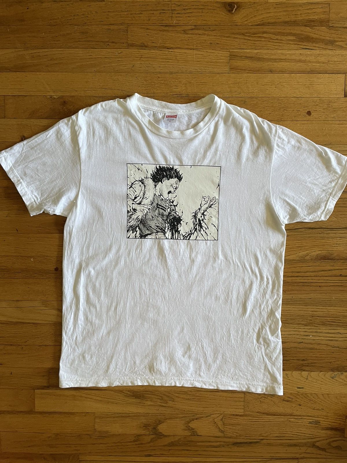 Supreme x hotsell akira arm tee