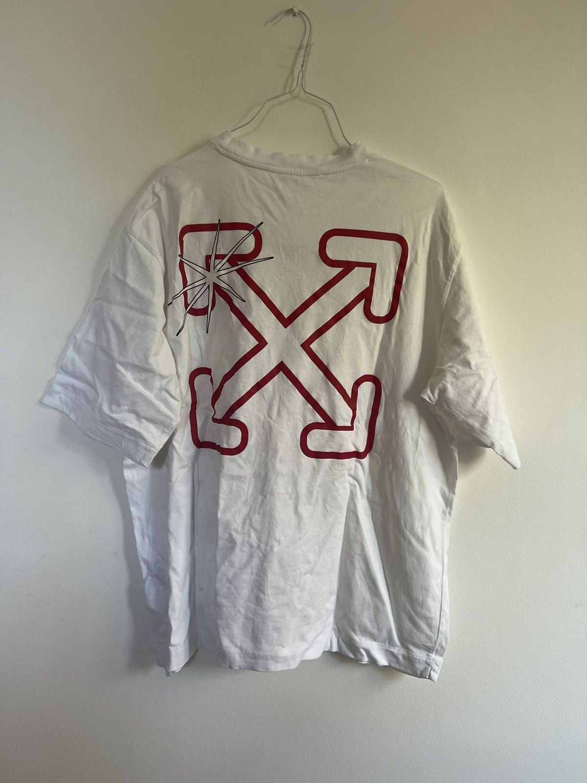 Off white Arrow print