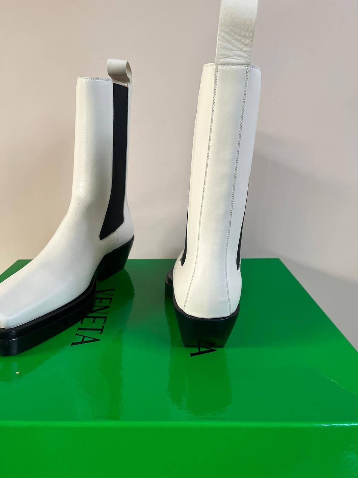 Bottega Veneta BV Texas Lean Boot in Wax / White Size US 10.5 / EU 43-44 - 8 Thumbnail