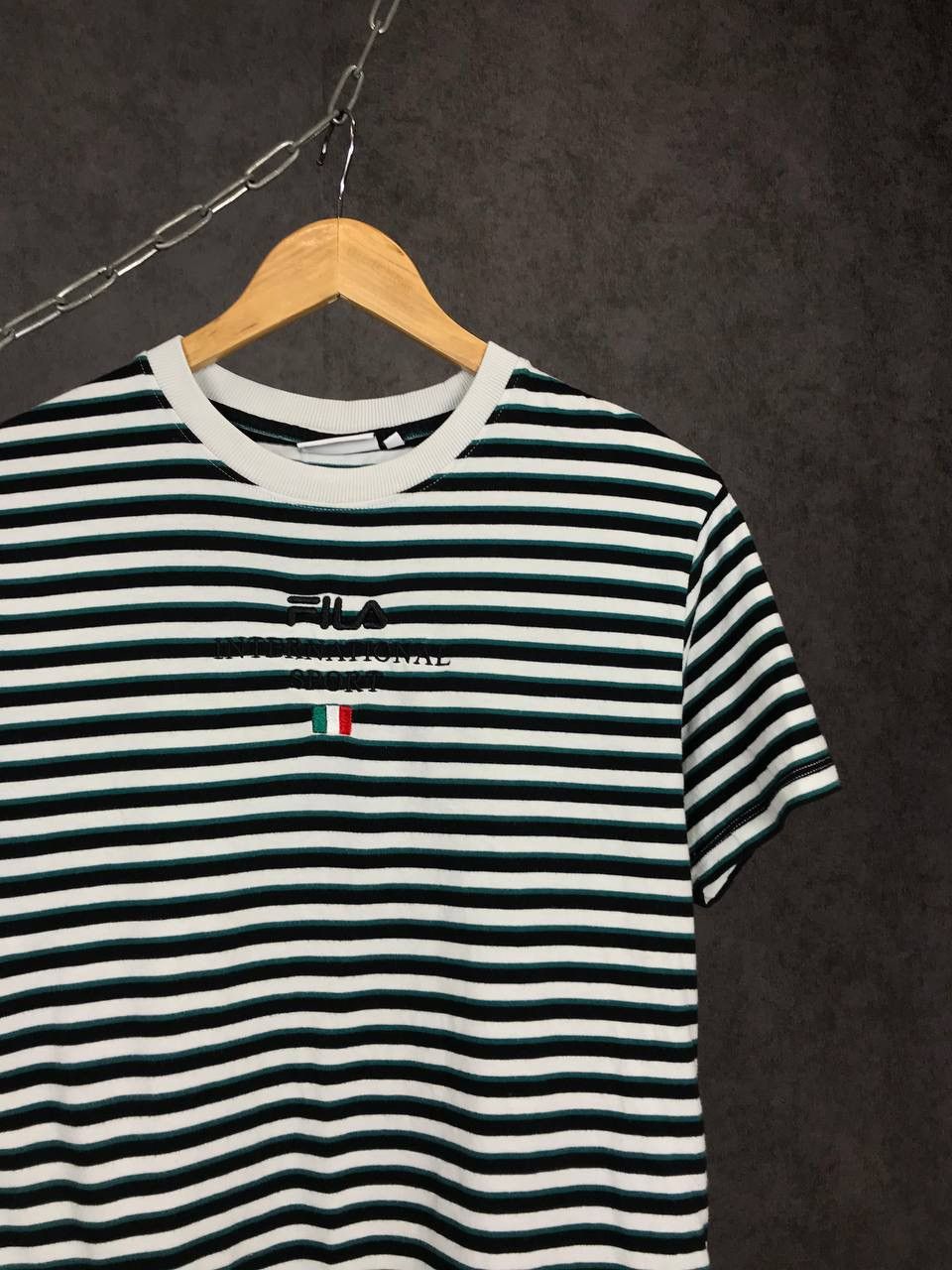 Fila FILA International sportswear streetwear multicolor tee Size US S / EU 44-46 / 1 - 2 Thumbnail