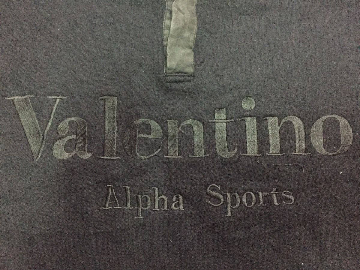 Valentino Vintage Valentino Alphasports Sweatshirts Size L Size US L / EU 52-54 / 3 - 3 Thumbnail