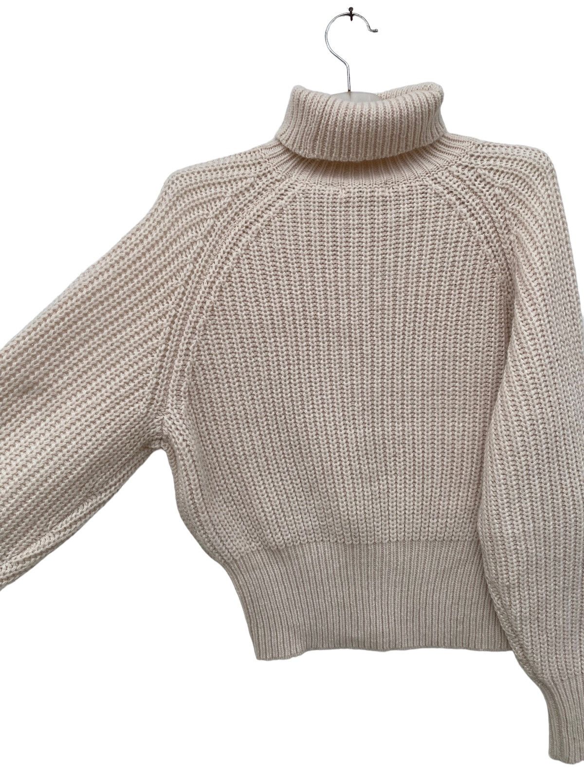 Lemaire × Uniqlo Lemaire X Uniqlo Turtle Neck Knitted Sweatshirt Size US L / EU 52-54 / 3 - 3 Thumbnail