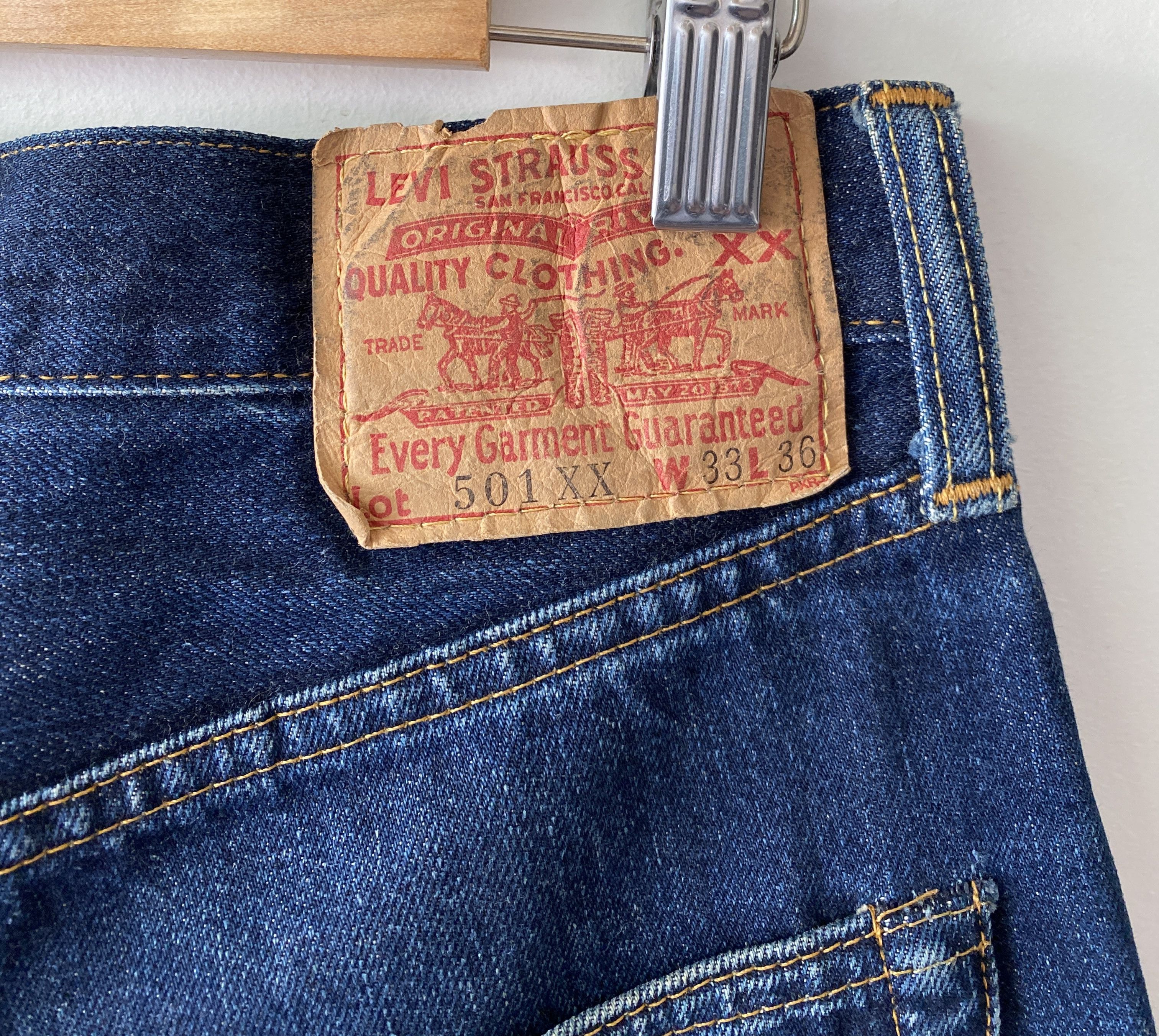 Levi's VINTAGE Y2K LEVIS 501 LOT 501XX BIG E JEANS Size US 32 / EU 48 - 14 Thumbnail
