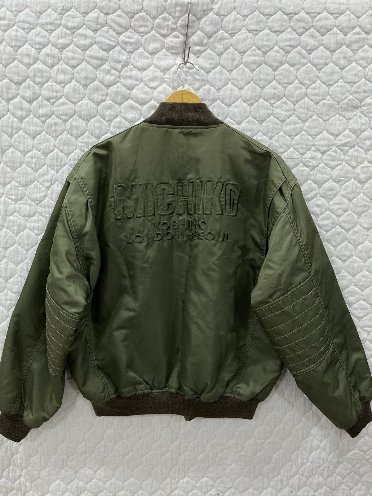 Michiko Koshino London (Eeee). MICHIKO LONDON KOSHINO SEOUL BOMBER JACKET Size US M / EU 48-50 / 2 - 1 Thumbnail