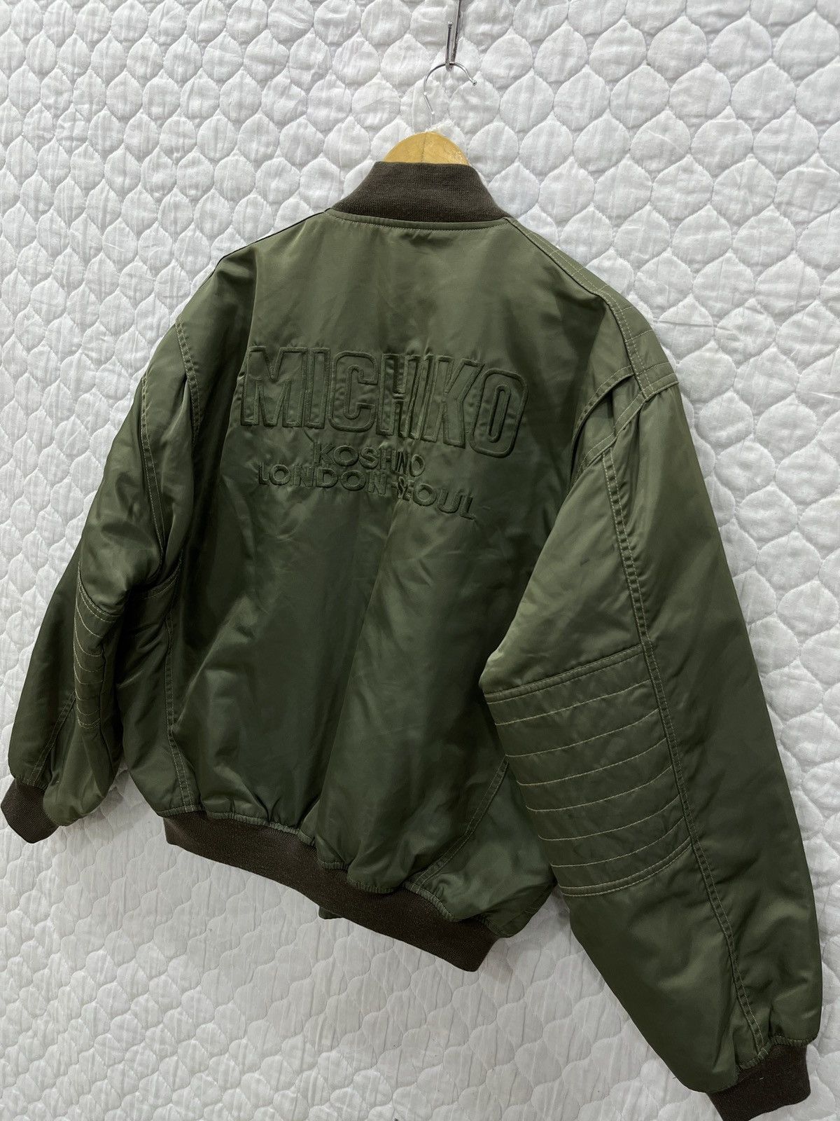 Michiko Koshino London (Eeee). MICHIKO LONDON KOSHINO SEOUL BOMBER JACKET Size US M / EU 48-50 / 2 - 2 Thumbnail