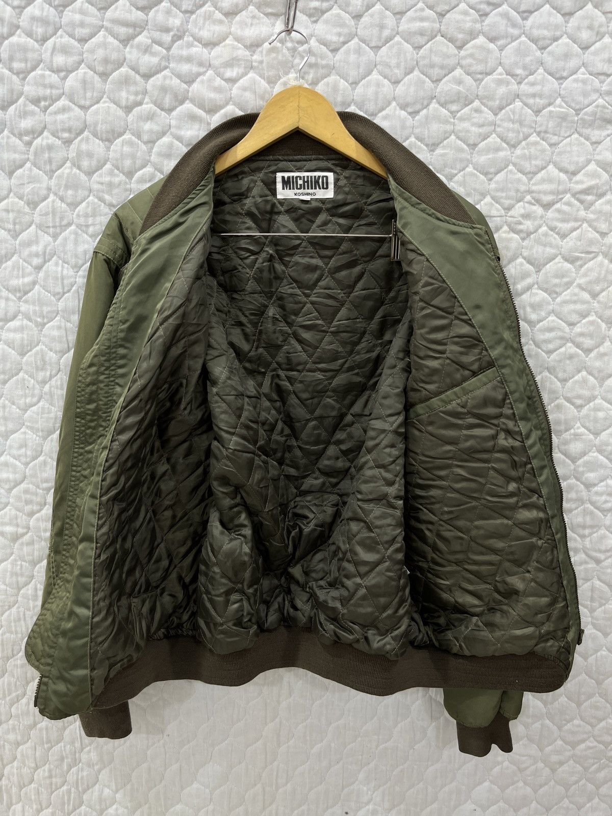 Michiko Koshino London (Eeee). MICHIKO LONDON KOSHINO SEOUL BOMBER JACKET Size US M / EU 48-50 / 2 - 7 Thumbnail