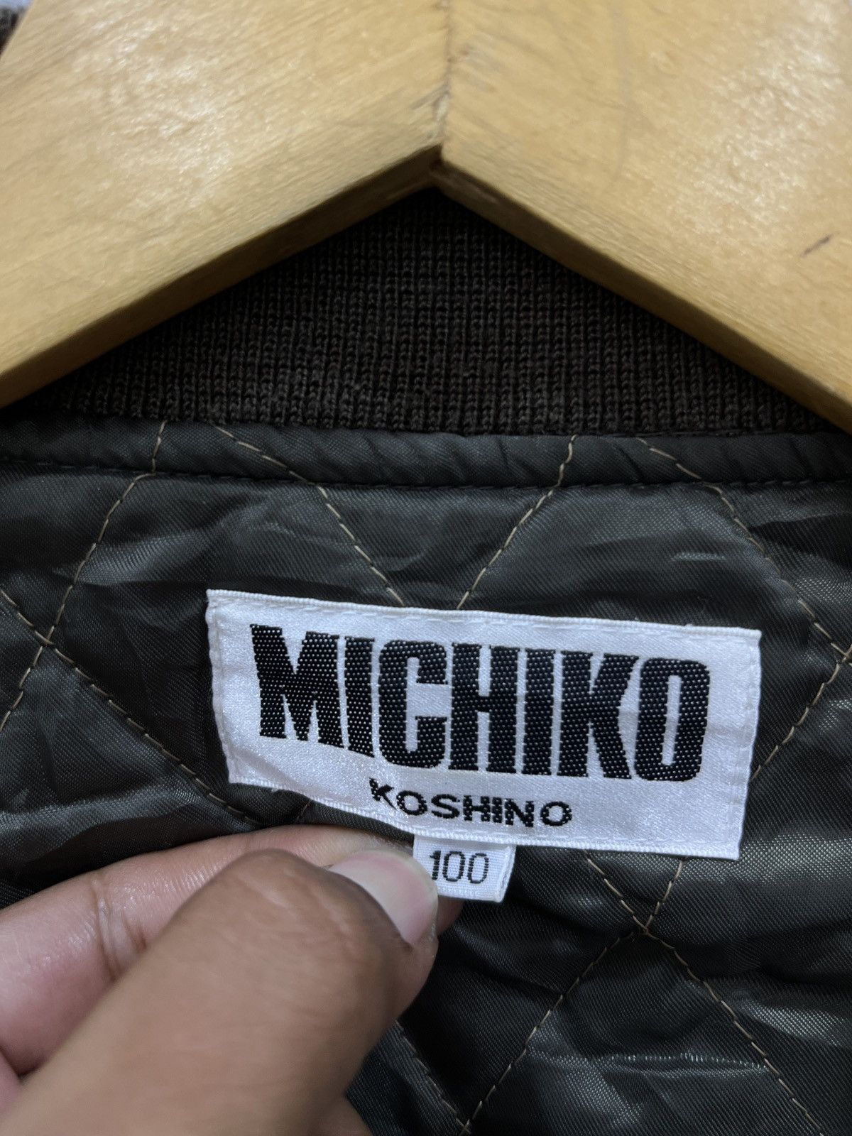 Michiko Koshino London (Eeee). MICHIKO LONDON KOSHINO SEOUL BOMBER JACKET Size US M / EU 48-50 / 2 - 8 Thumbnail