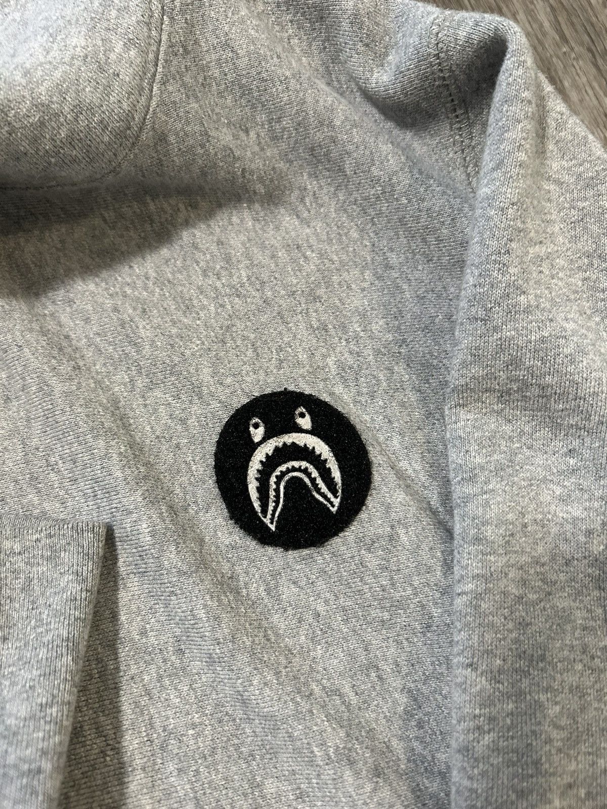 Bape Bape shark hoodie pullover grey size medium Size US M / EU 48-50 / 2 - 7 Thumbnail