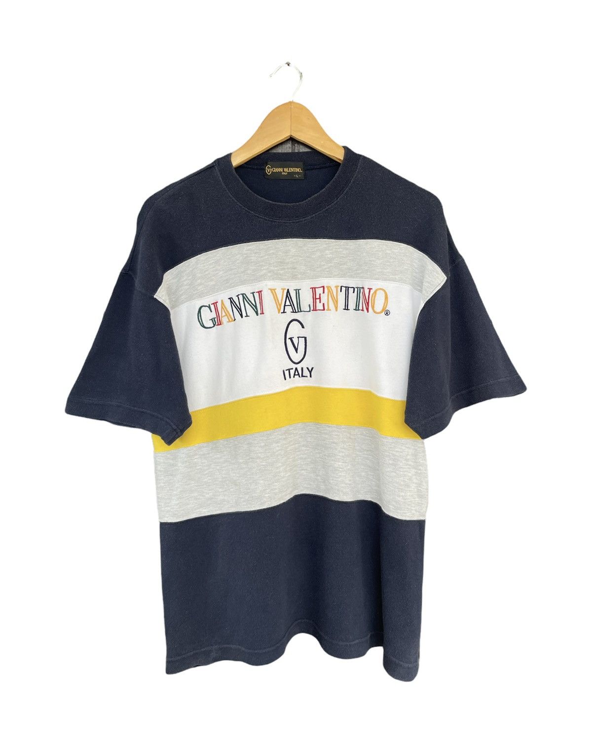 Giovanni Valentino × Valentino × Vintage Vintage Gianni Valentino Embroidered spellout tee Size US L / EU 52-54 / 3 - 1 Thumbnail