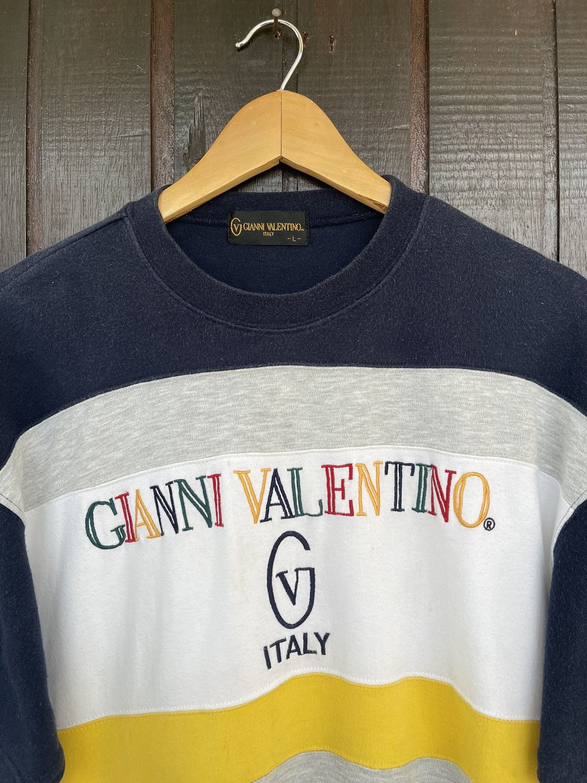 Giovanni Valentino × Valentino × Vintage Vintage Gianni Valentino Embroidered spellout tee Size US L / EU 52-54 / 3 - 4 Thumbnail