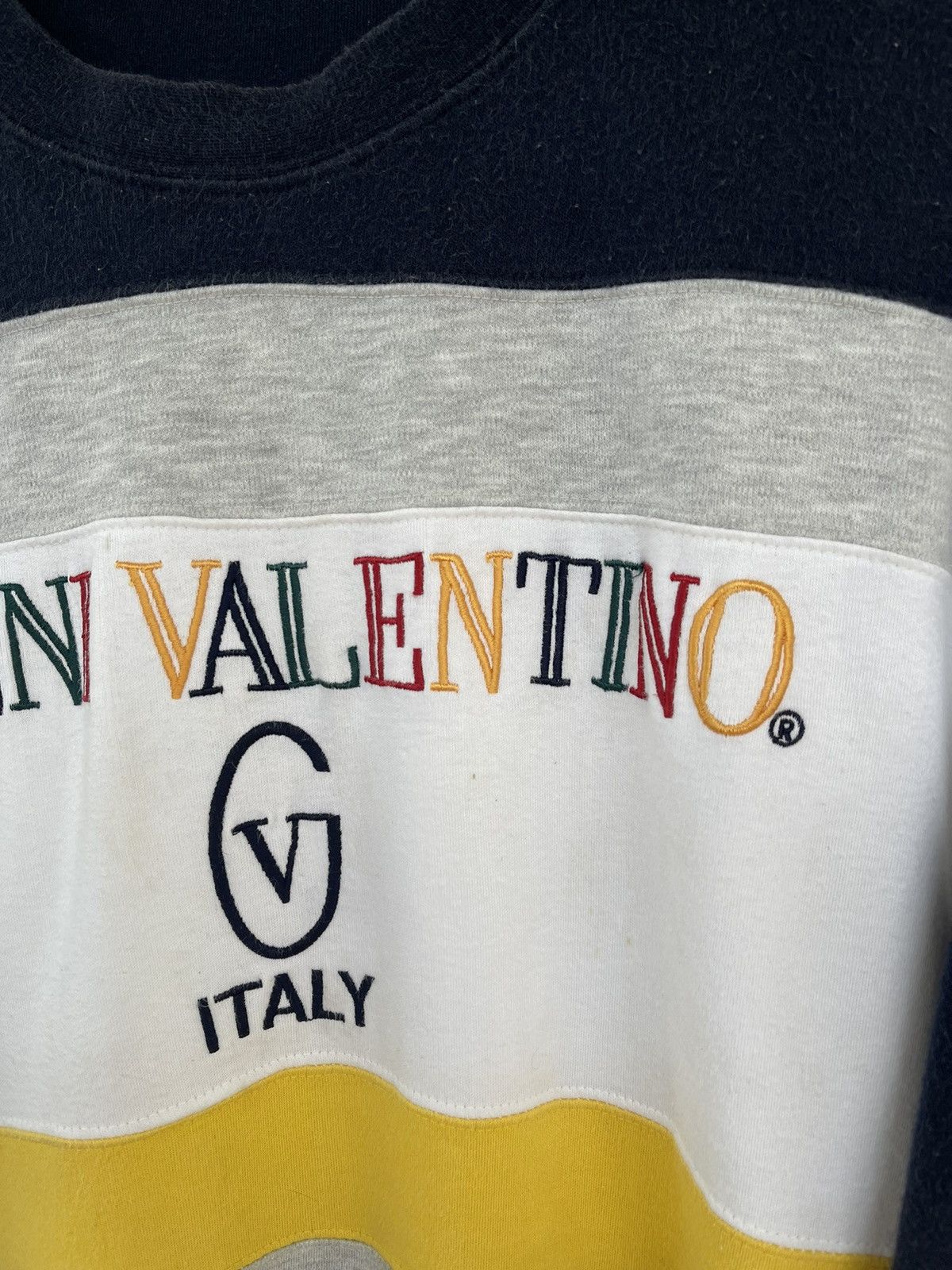 Giovanni Valentino × Valentino × Vintage Vintage Gianni Valentino Embroidered spellout tee Size US L / EU 52-54 / 3 - 6 Thumbnail
