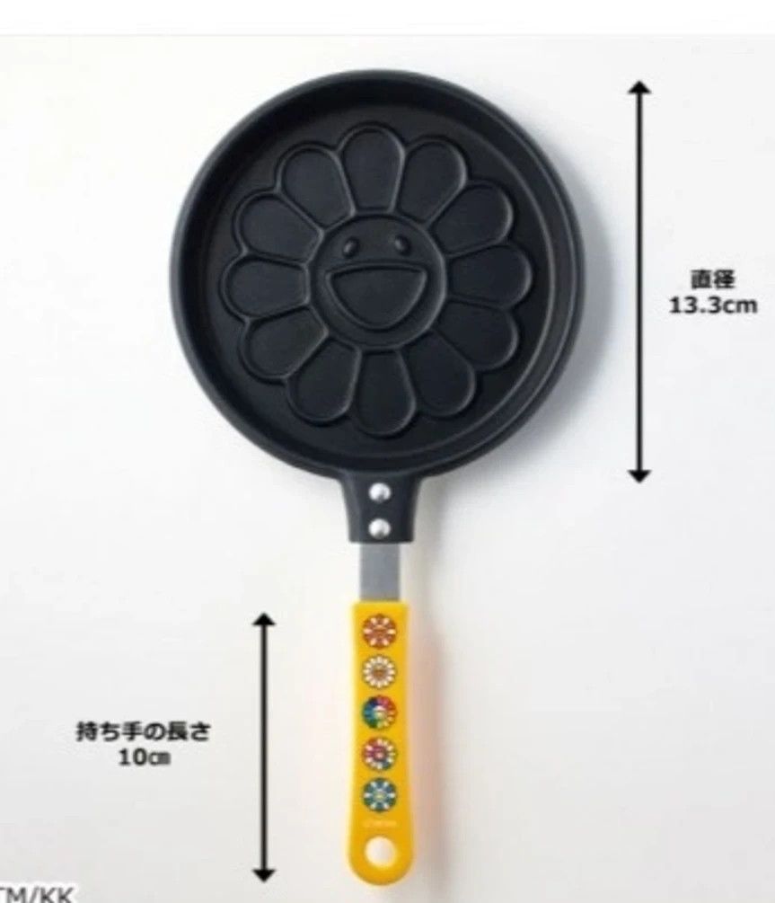 Hypebeast Takashi Murakami Flower Pancake Size ONE SIZE - 4 Thumbnail