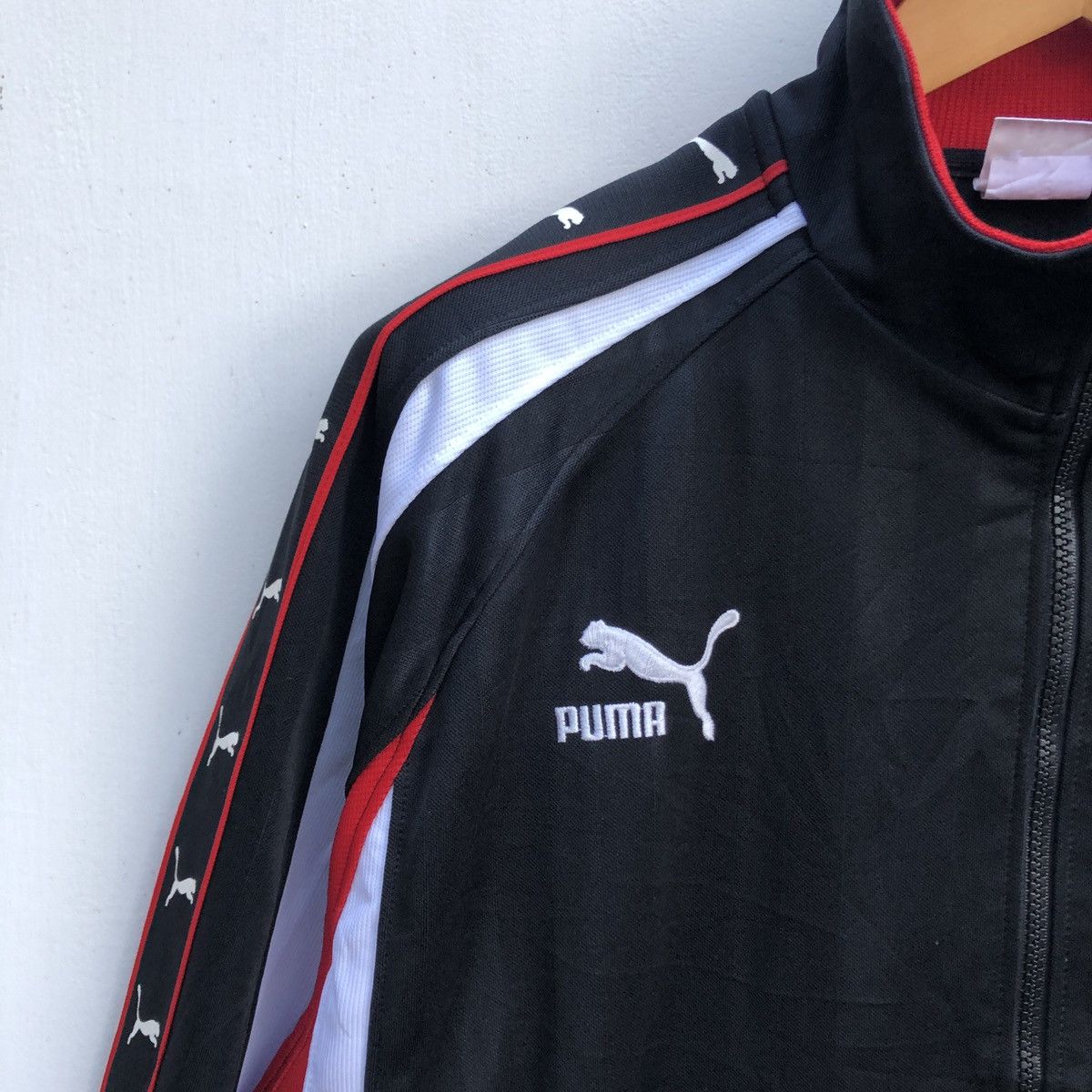 Puma PUMA Track Jacket Side Tape #1026-35 Size US L / EU 52-54 / 3 - 2 Thumbnail