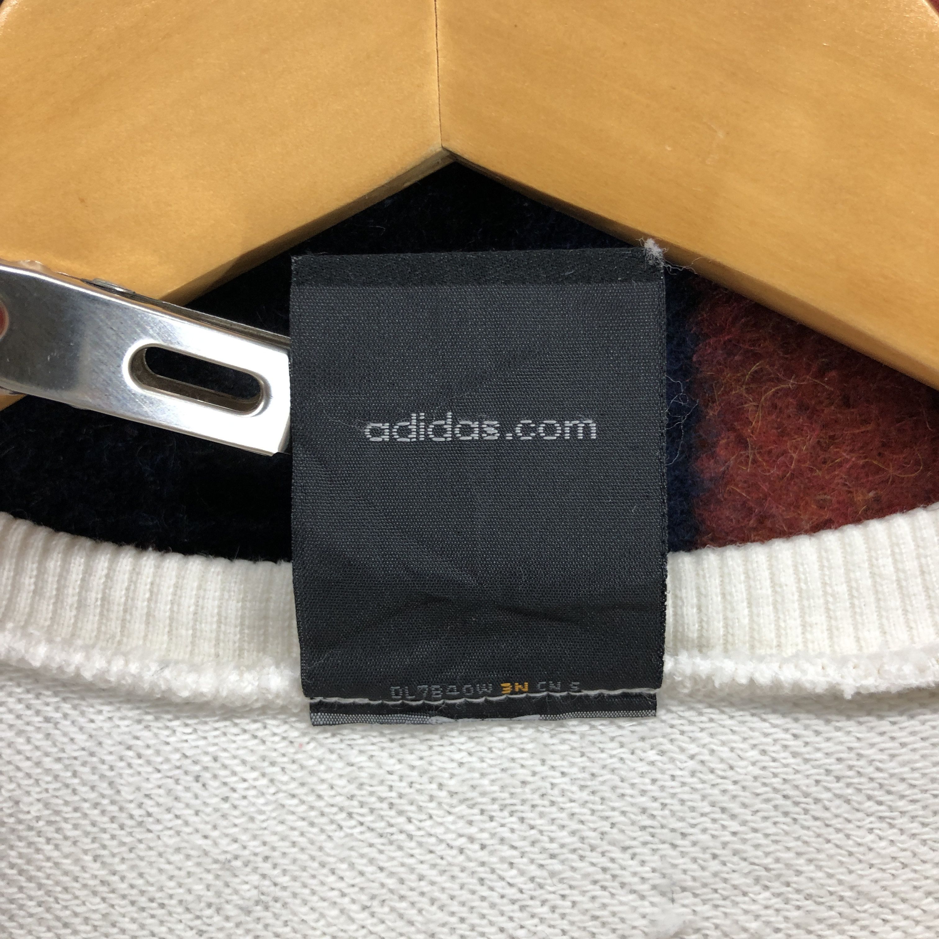 Adidas ADIDAS THREE STRIPE Crew Neck Sweatshirt #0230/K Size XS / US 0-2 / IT 36-38 - 6 Thumbnail