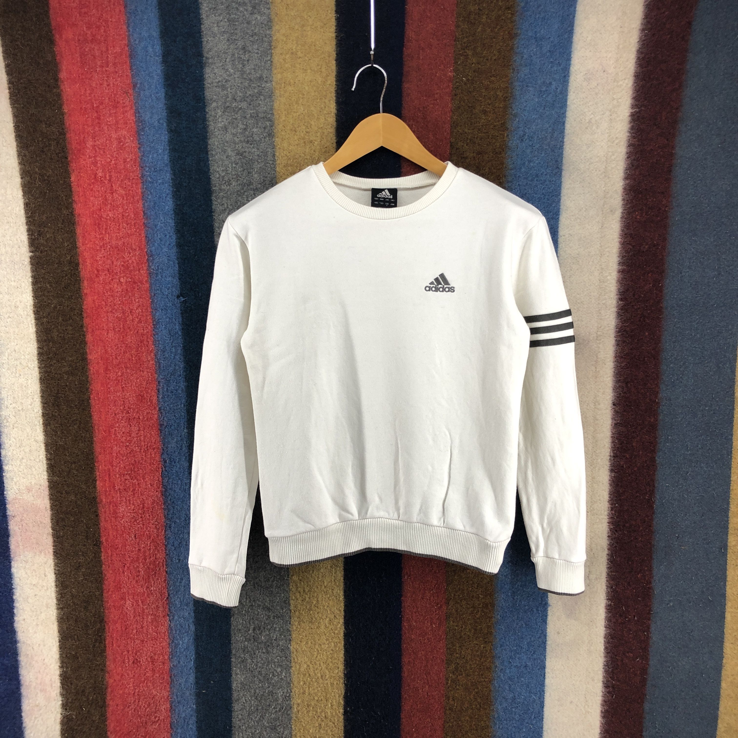 Adidas ADIDAS THREE STRIPE Crew Neck Sweatshirt #0230/K Size XS / US 0-2 / IT 36-38 - 1 Thumbnail
