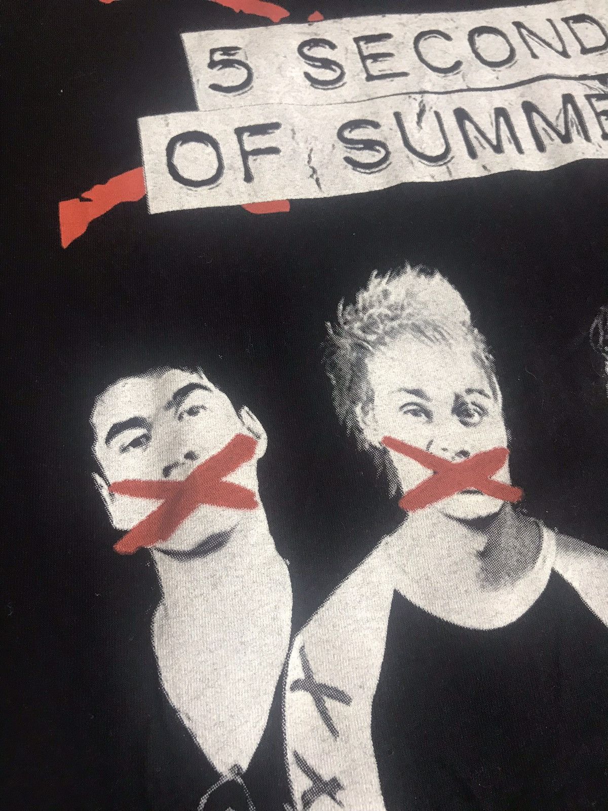 Band Tees 5 seconds of Summer 2015 tour t-shirt Size US M / EU 48-50 / 2 - 3 Thumbnail