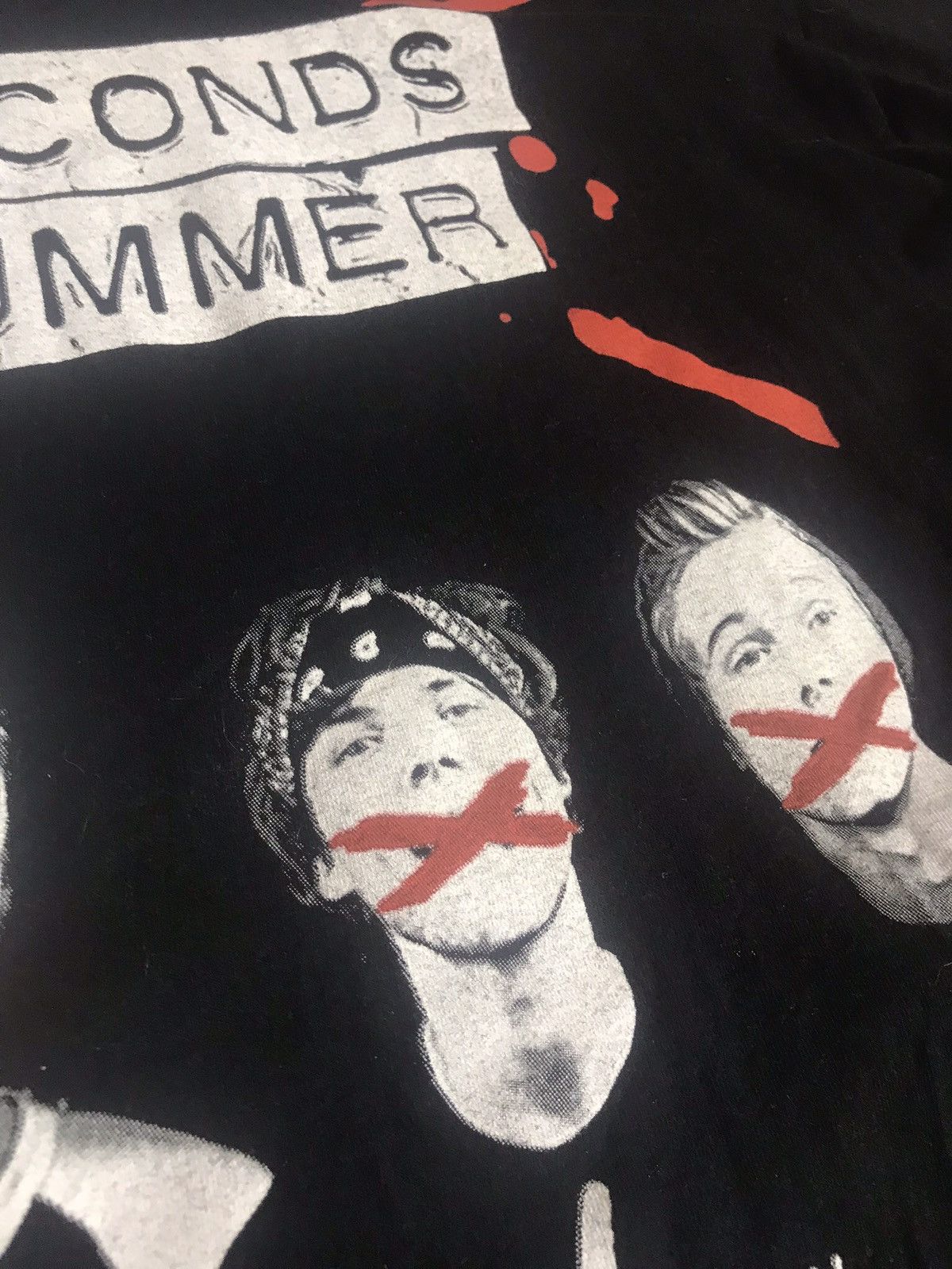 Band Tees 5 seconds of Summer 2015 tour t-shirt Size US M / EU 48-50 / 2 - 4 Thumbnail