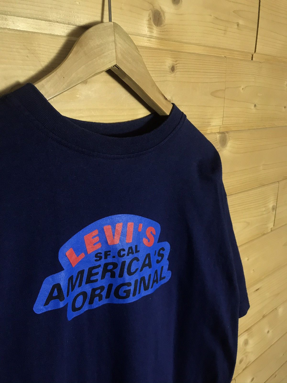 Levi's Vintage Levi’s big logo t-shirt Size US L / EU 52-54 / 3 - 1 Thumbnail