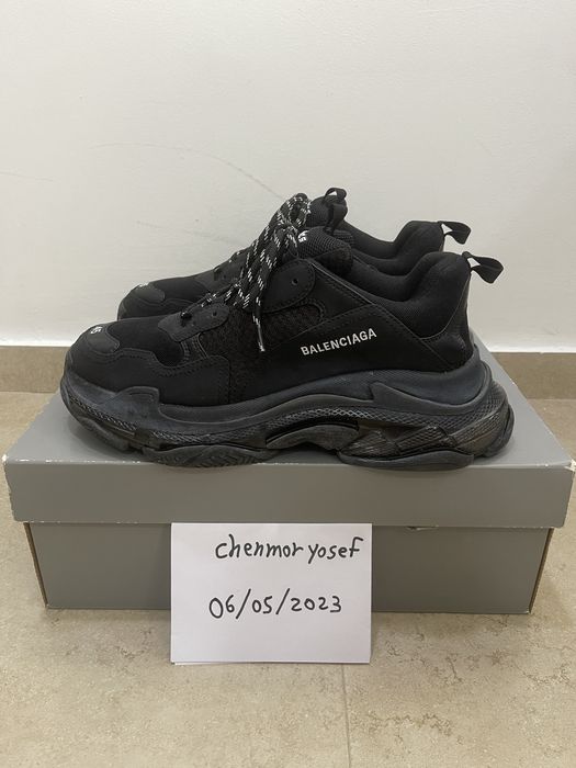 Grailed balenciaga hot sale triple s