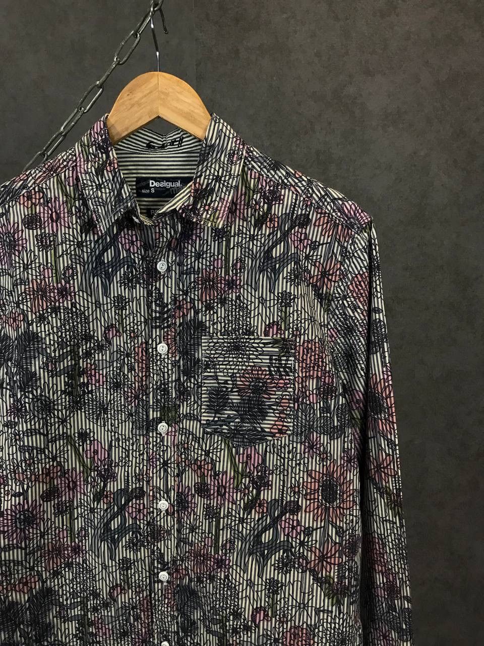 Desigual Desigual crazy designer shirt Size US S / EU 44-46 / 1 - 2 Thumbnail