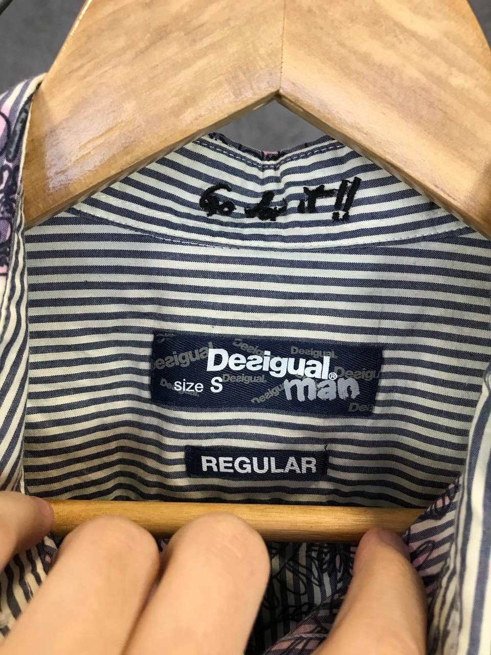 Desigual Desigual crazy designer shirt Size US S / EU 44-46 / 1 - 4 Thumbnail