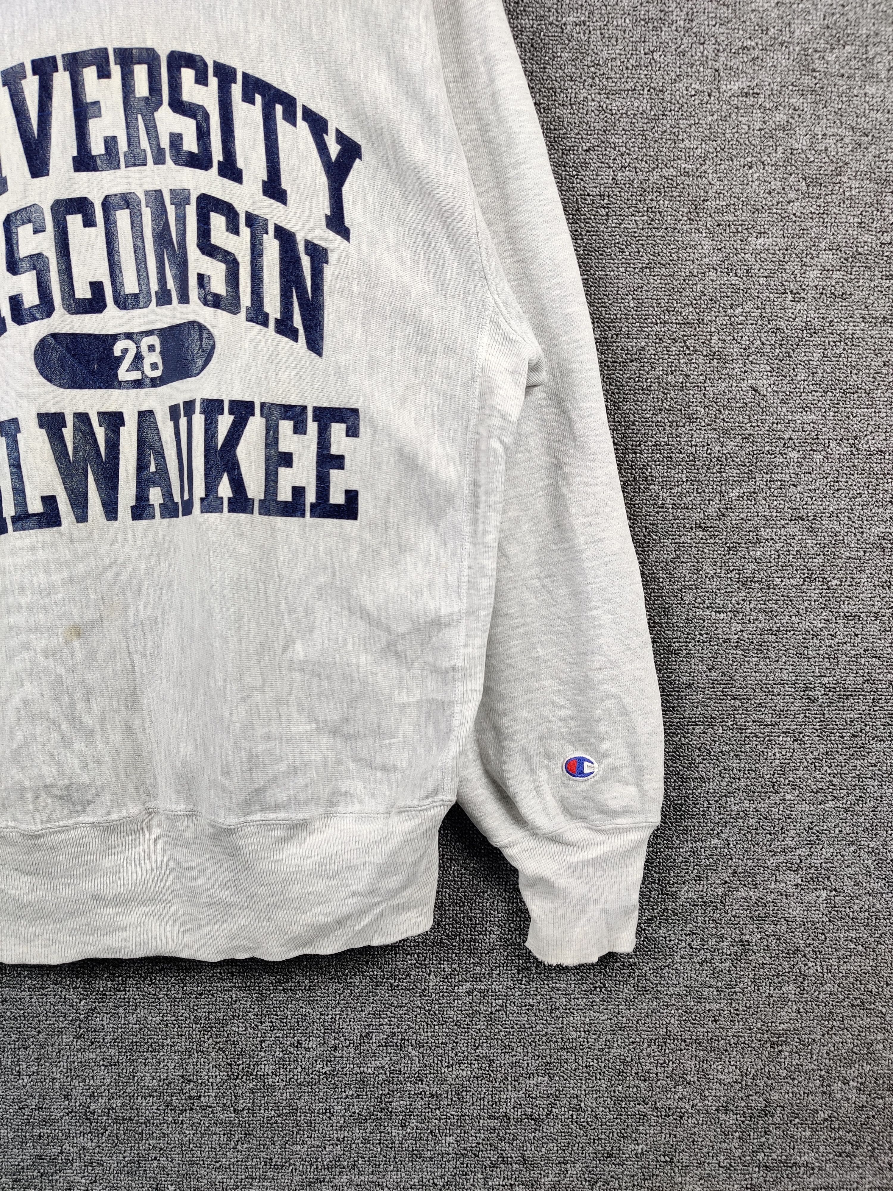 Champion Vintage 90's Champion University Distressed Sweatshirt Size US L / EU 52-54 / 3 - 3 Thumbnail