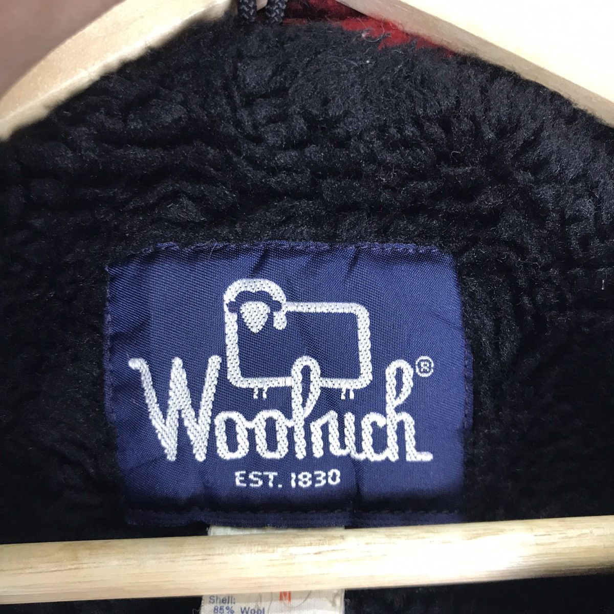 Woolrich Woolen Mills Vintage Woolrich Red Checks Plaid Wool Winter Jacket Size US M / EU 48-50 / 2 - 12 Thumbnail