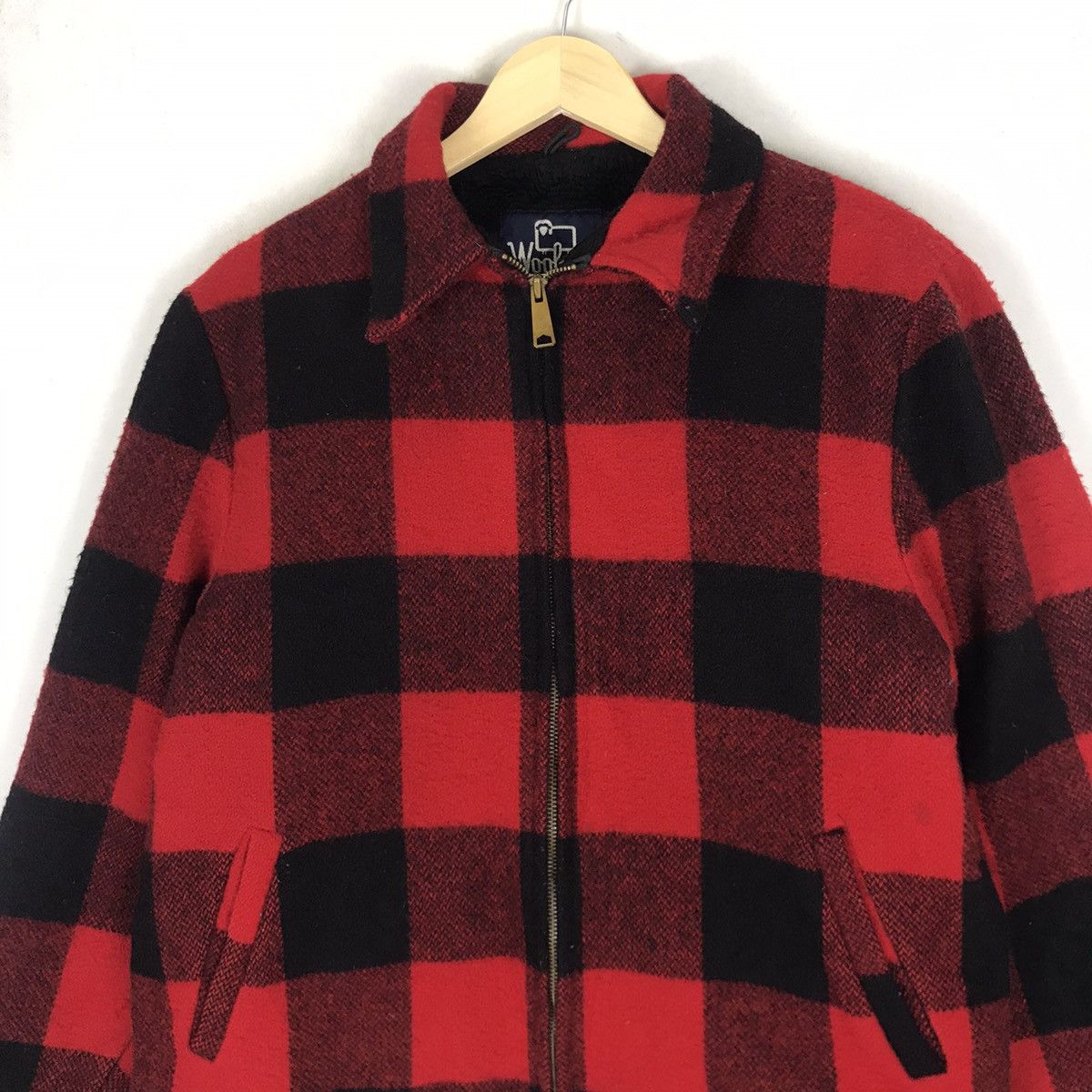 Woolrich Woolen Mills Vintage Woolrich Red Checks Plaid Wool Winter Jacket Size US M / EU 48-50 / 2 - 4 Thumbnail