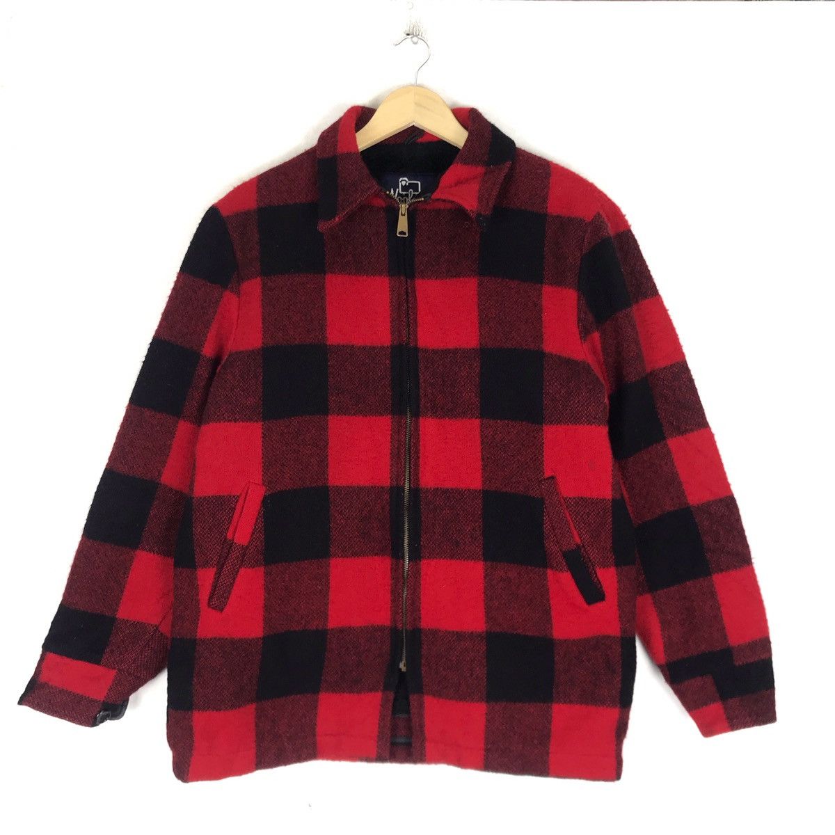 Woolrich Woolen Mills Vintage Woolrich Red Checks Plaid Wool Winter Jacket Size US M / EU 48-50 / 2 - 2 Thumbnail