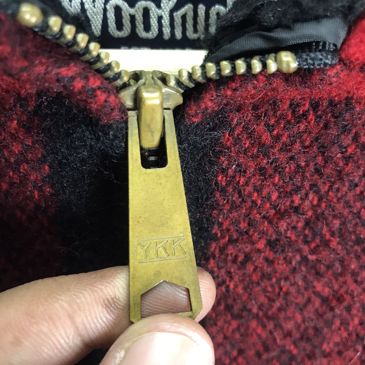 Woolrich Woolen Mills Vintage Woolrich Red Checks Plaid Wool Winter Jacket Size US M / EU 48-50 / 2 - 9 Thumbnail