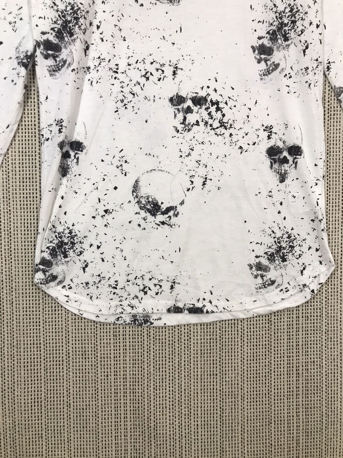 Seditionaries ‼️BERNINGS SHO PUNK SKULLS LONGSLEEVE TSHIRT VERY RARE‼️ Size US M / EU 48-50 / 2 - 4 Thumbnail