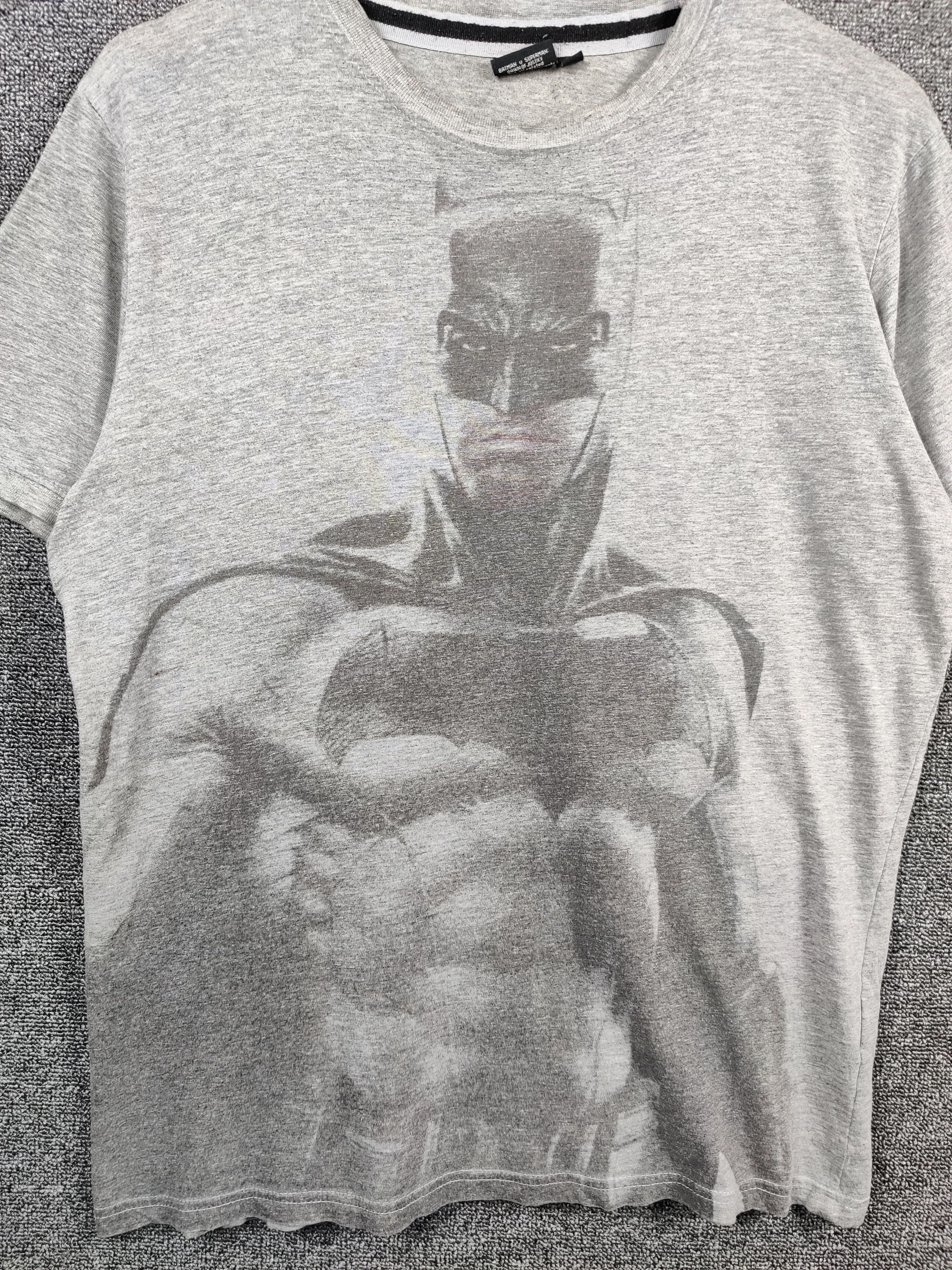 Marvel Comics Vintage Batman Superman Dawn Of Justice Overprint Tee Tshirt Size US L / EU 52-54 / 3 - 3 Thumbnail