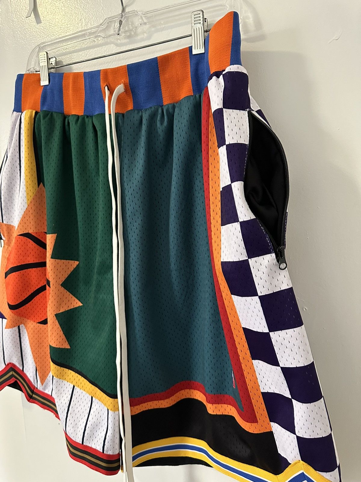 Collect and Select “What The, part 2” Shorts, size XXL Size US 38 / EU 54 - 3 Thumbnail