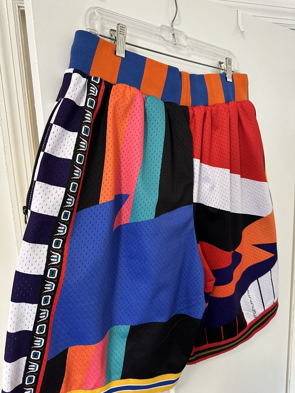 Collect and Select “What The, part 2” Shorts, size XXL Size US 38 / EU 54 - 6 Thumbnail