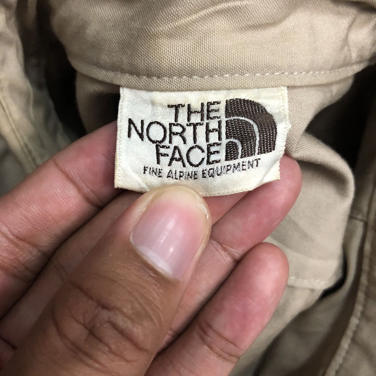 The North Face Vintage The North Face Button Ups Shirt Made in Japan Size US M / EU 48-50 / 2 - 9 Thumbnail