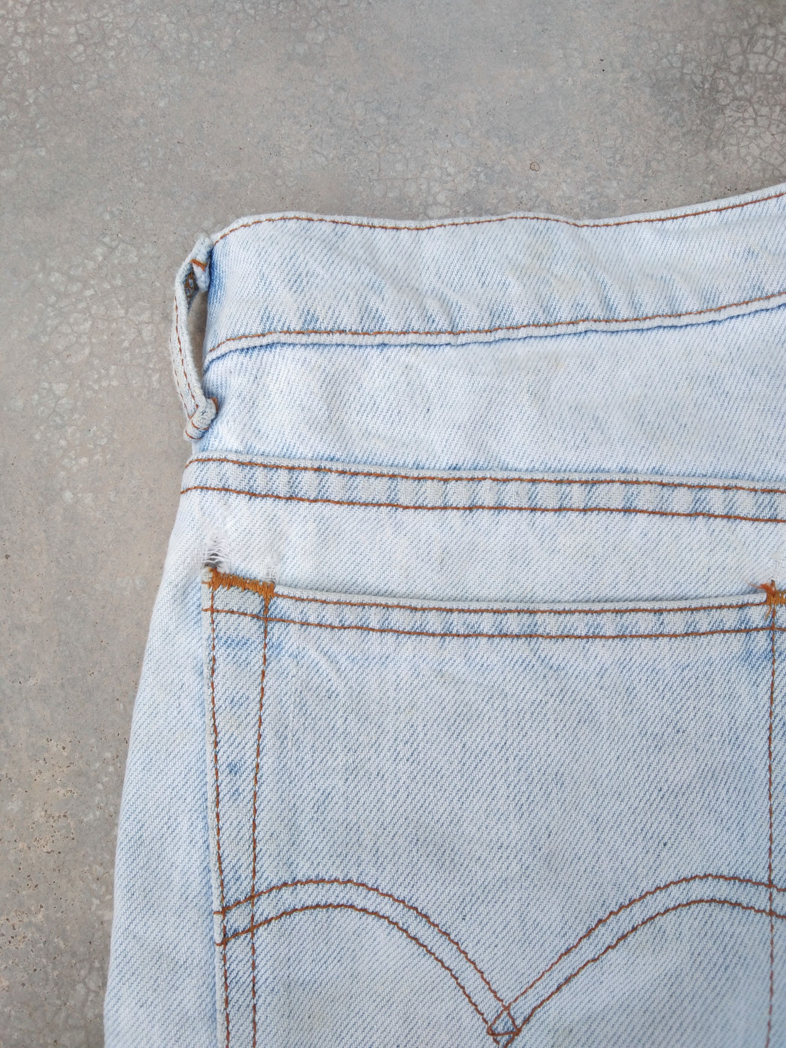 Jean × Levi's × Vintage Vintage Levis Jeans 515 Straight Leg Distressed Denim 31x29 Size US 31 - 5 Thumbnail