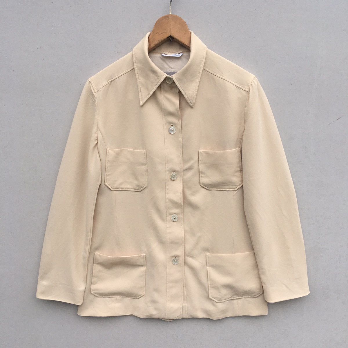 Max Mara Made in Italy Vintage Max Mara Soft Jacket 4 pockets Size M / US 6-8 / IT 42-44 - 1 Thumbnail