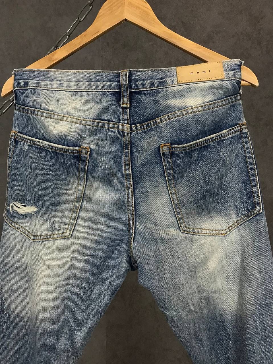MNML MNML distressed denim jeans Size US 31 - 8 Thumbnail