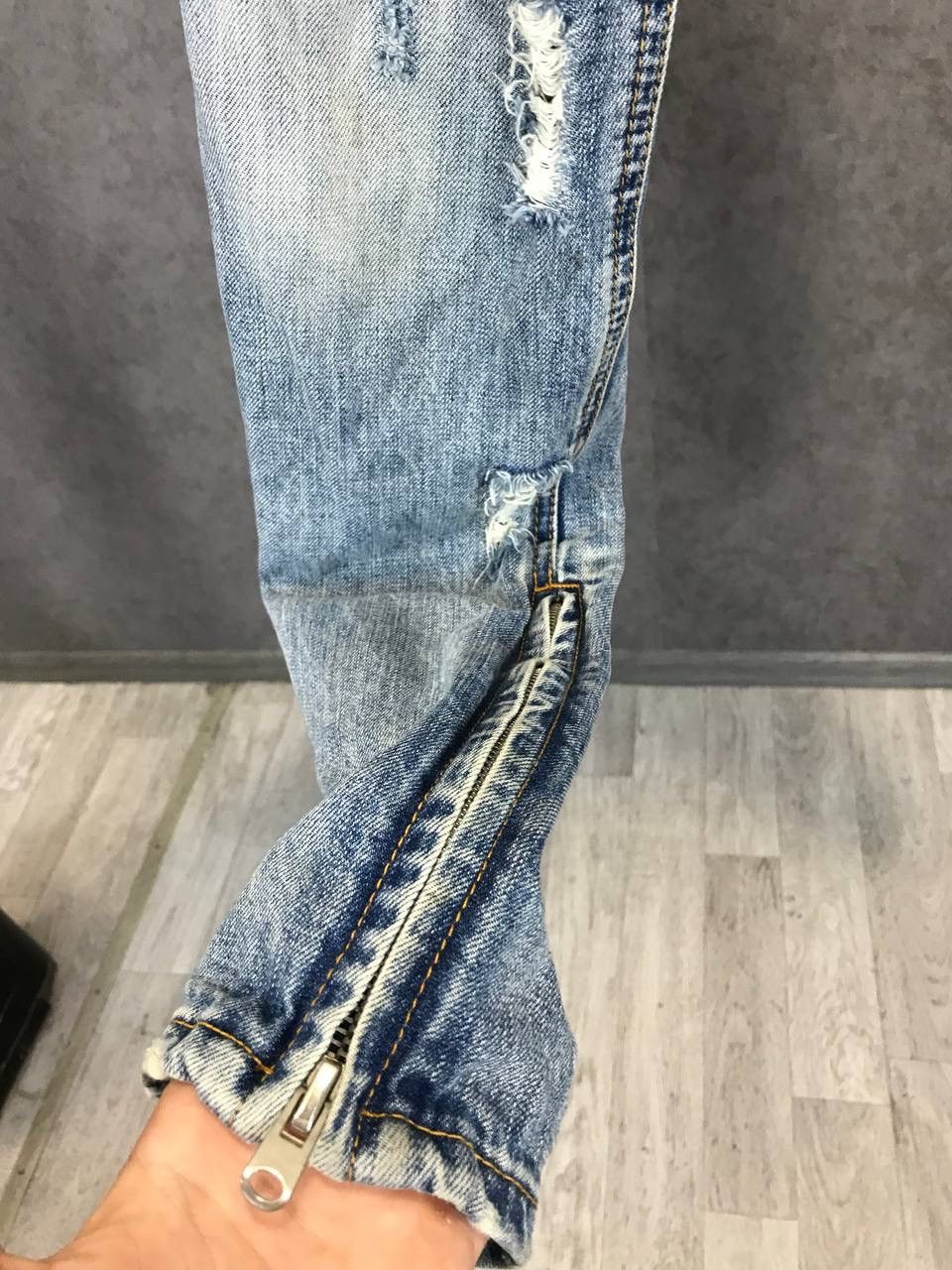 MNML MNML distressed denim jeans Size US 31 - 5 Thumbnail