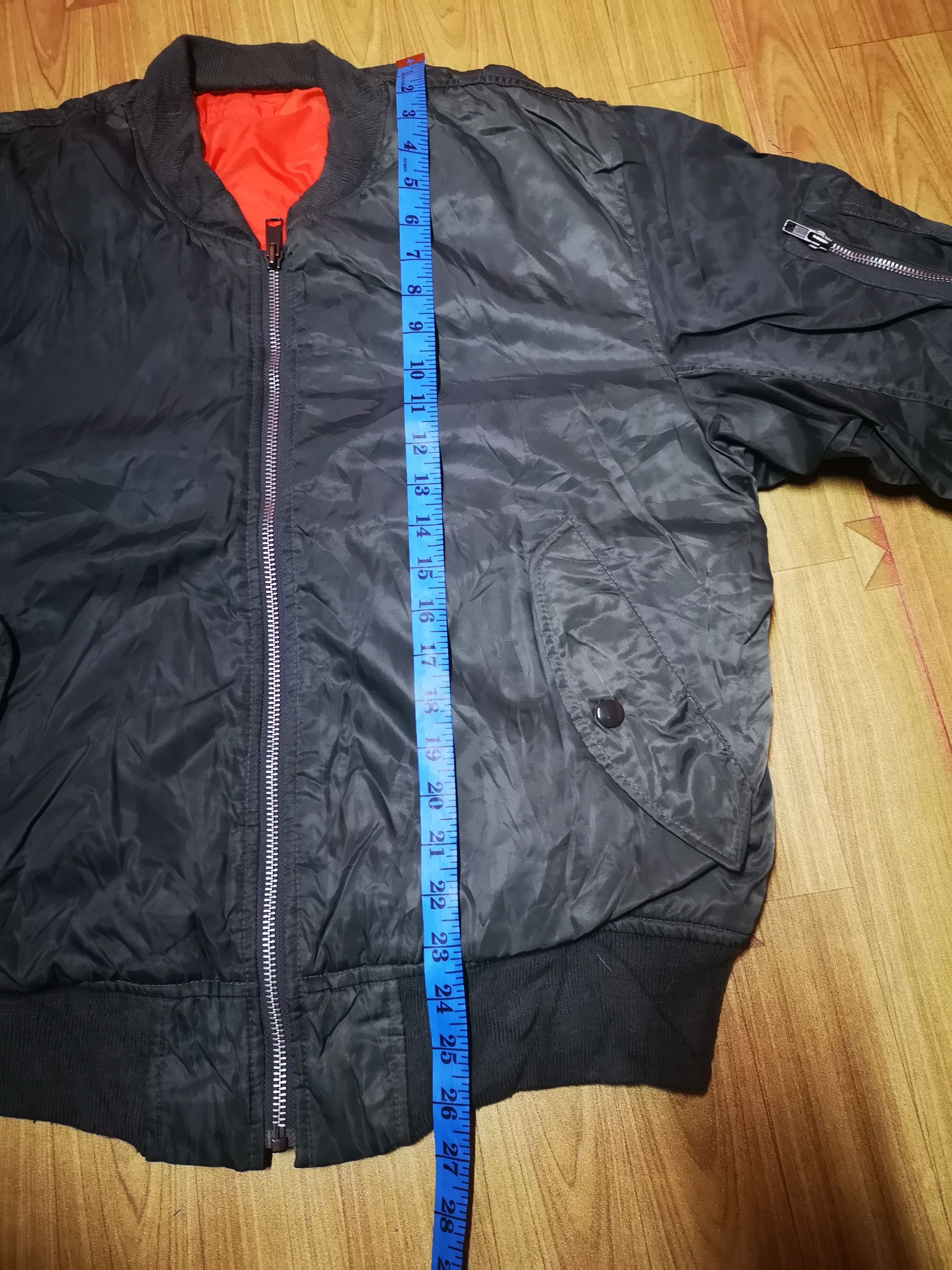 Uniqlo Bomber Jacket uniqlo Size US M / EU 48-50 / 2 - 9 Thumbnail