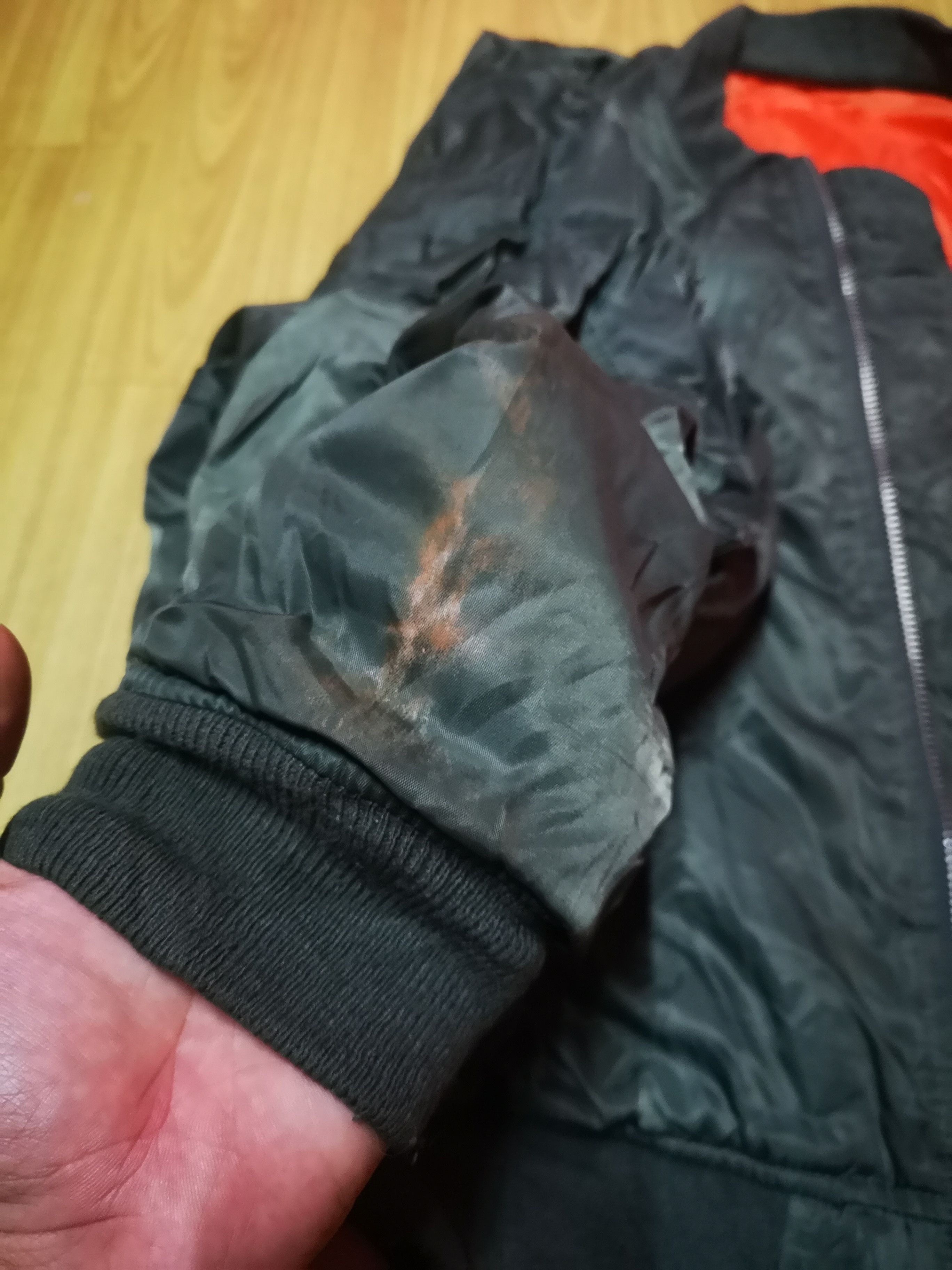 Uniqlo Bomber Jacket uniqlo Size US M / EU 48-50 / 2 - 7 Thumbnail