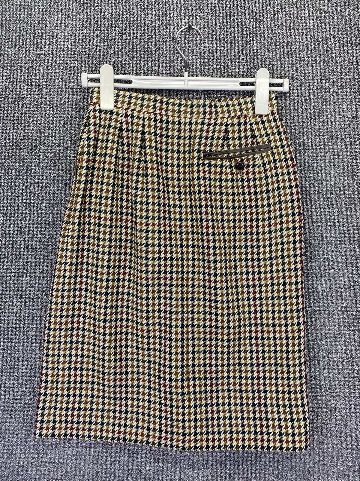 Burberry Vintage 90s Burberry Nova Check Wool Midi Skirts Size 25" / US 0 / IT 36 - 6 Thumbnail