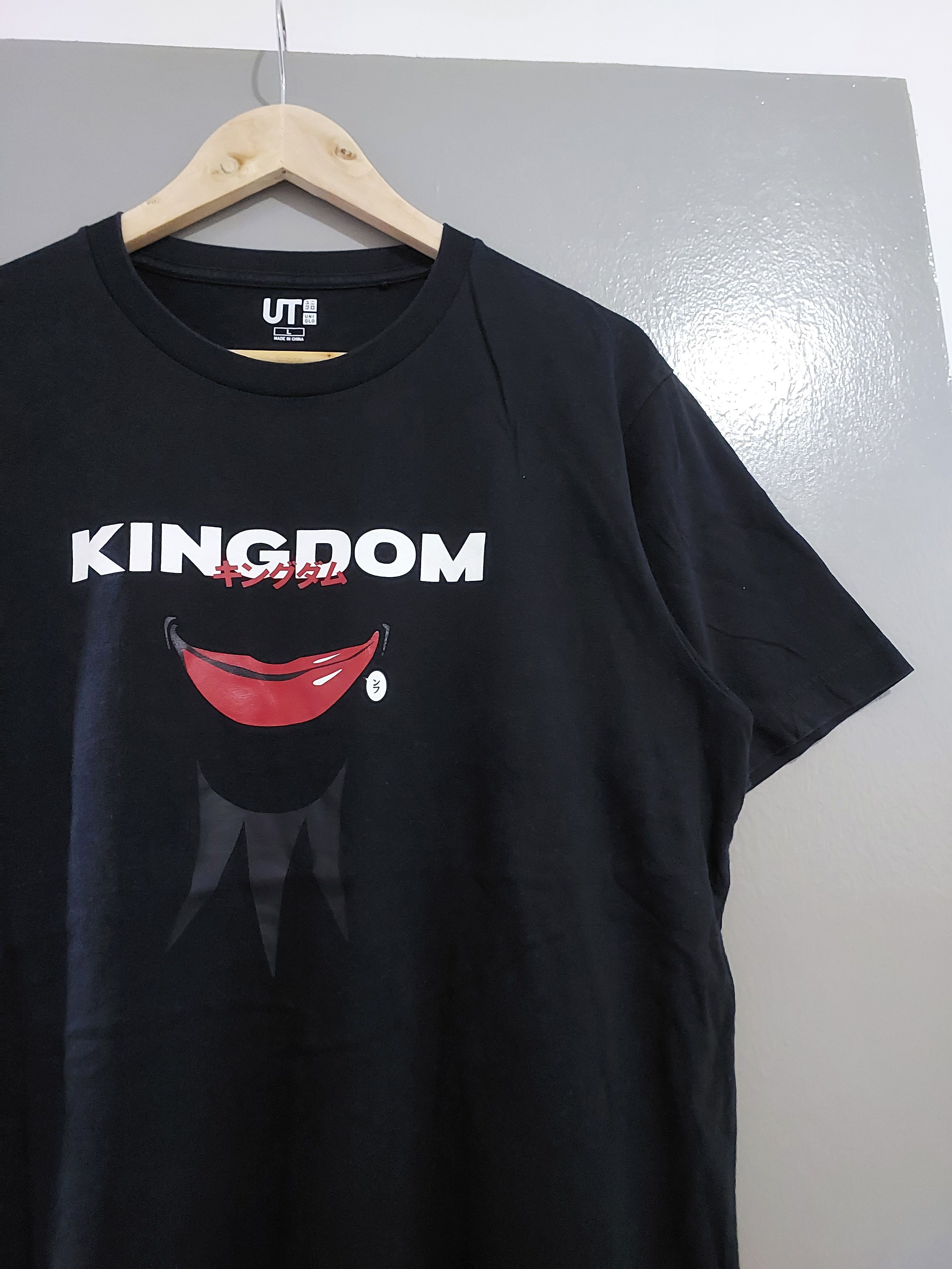 Anime × Japanese Brand × Uniqlo KINGDOM ANIME YASUHISA HARA UNIQLO T-SHIRT Size US L / EU 52-54 / 3 - 6 Thumbnail