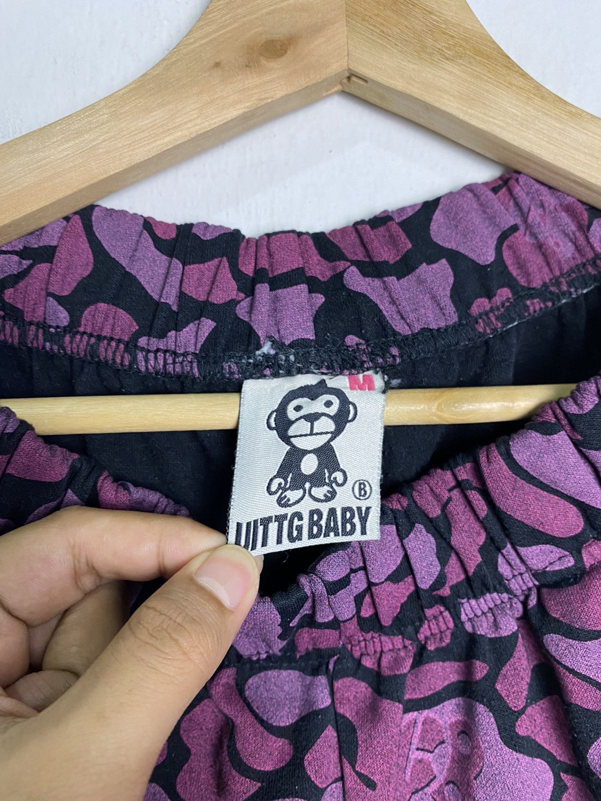 Japanese Brand SHOOT 🔥 Vintage Fullprint Uittg Baby Milo Short Pants Size US 32 / EU 48 - 4 Thumbnail