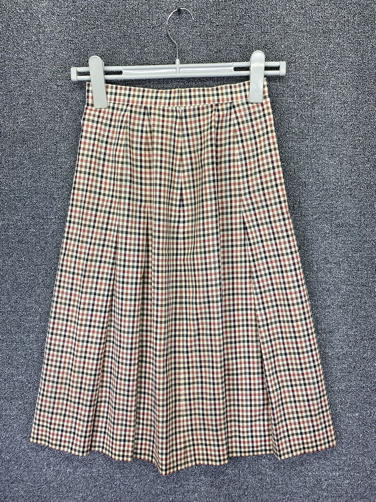 image of Burberry Nova Check Monogram Beige Stretch Pleated Skirts, Women's (Size 23)