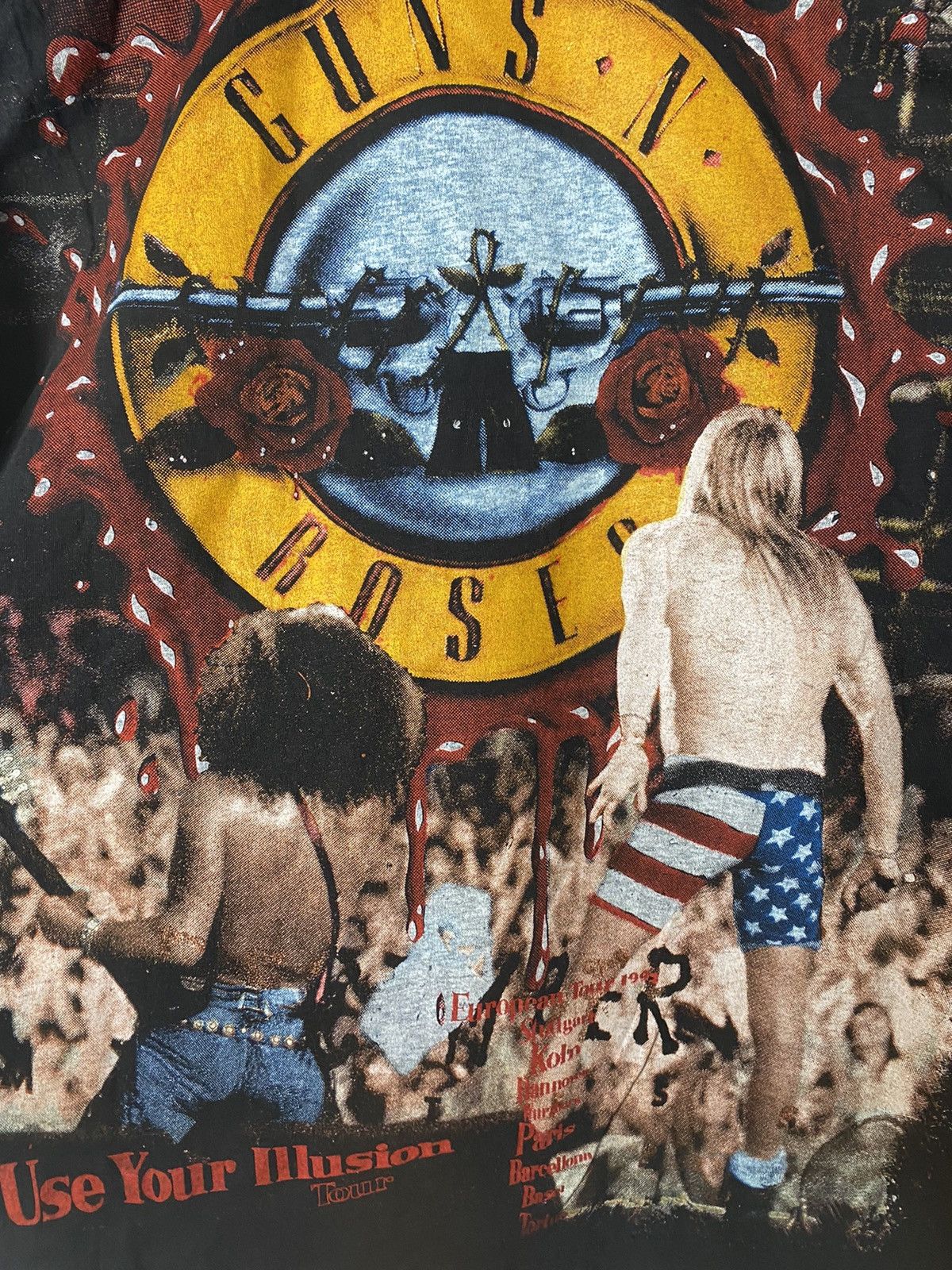 Band Tees Vintage 90s VeryRare Guns N Roses Use Your Illusion Band Tee Size US XL / EU 56 / 4 - 4 Thumbnail