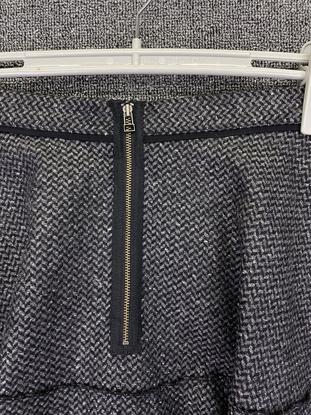Lanvin Vintage Lanvin Wool Mini Skirts Size 24" / US 00 / IT 34 - 6 Thumbnail