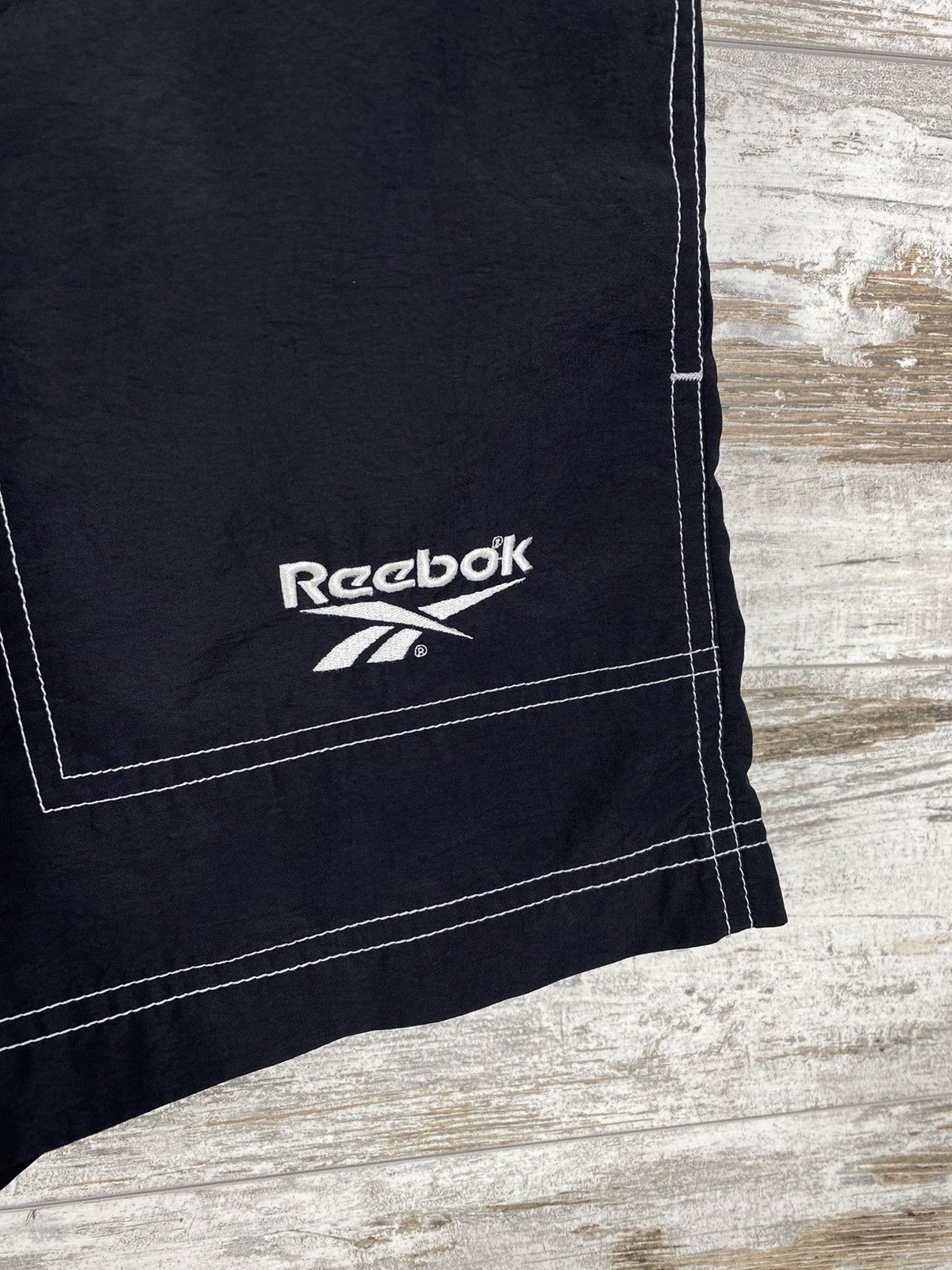 Reebok × Vintage Mens Vintage Reebok Cargo Shorts nylon y2k streetwear rare Size US 34 / EU 50 - 4 Thumbnail