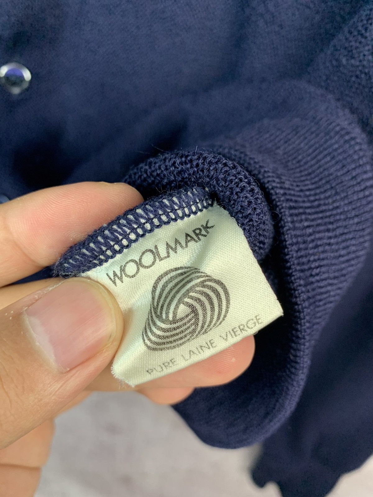 Lacoste Vintage Cardigan Buttons Wool Sweater Size US L / EU 52-54 / 3 - 9 Thumbnail