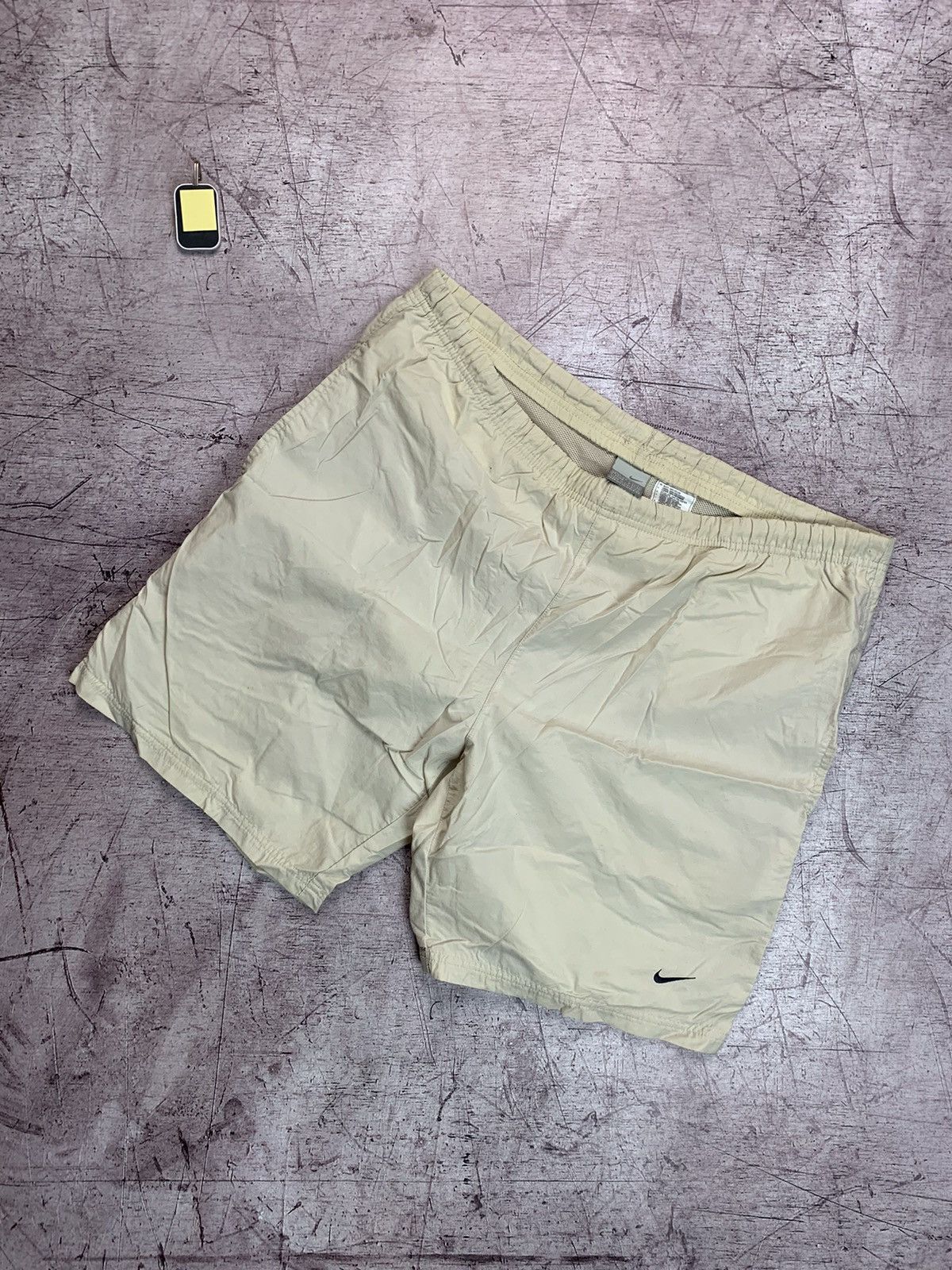Nike Vintage Nike Nylon Shorts Size US 34 / EU 50 - 1 Thumbnail